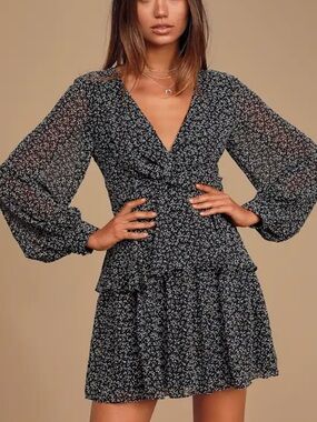 always yours navy blue floral print long sleeve skater dress Lulus | Dresses | Lulus Always Yours Navy Blue Floral Print Long Sleeve Skater Dress Size L